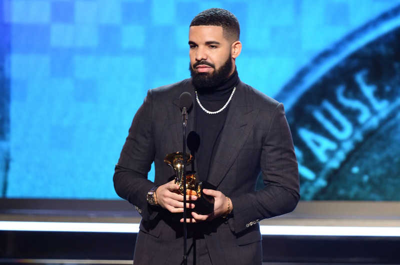 Drake artystą roku 2018
