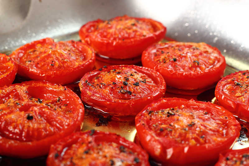 Smażone pomidory w panierce z polenty