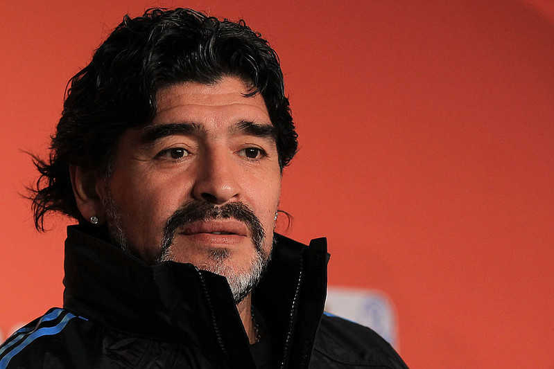 Diego Maradona: Idol, buntownik, oszust, bóg..