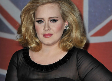  Adele nagrywa z Philem Collinsem