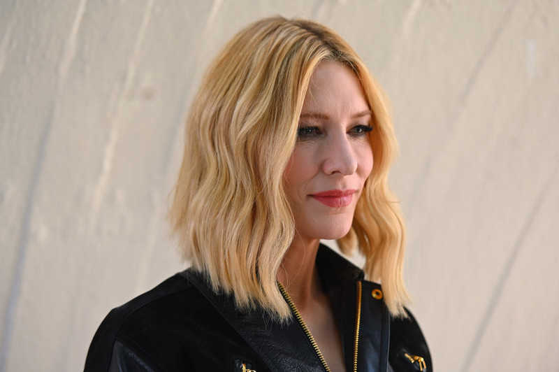 Cate Blanchett - rodzina trzyma ją w pionie