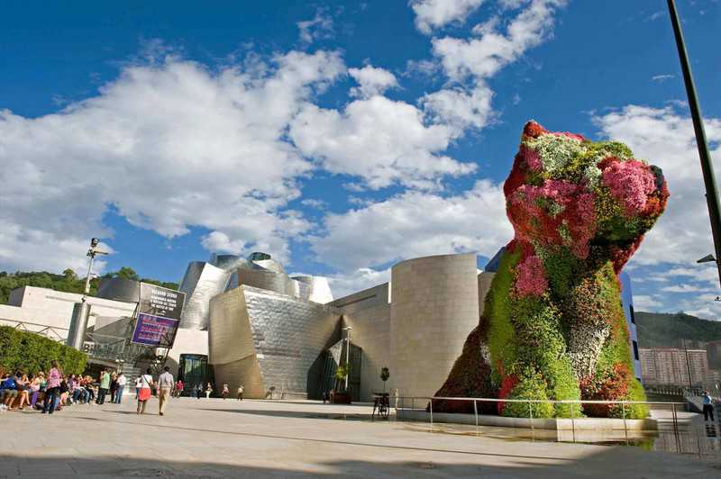 Bilbao i jego gigantyczne maskotki