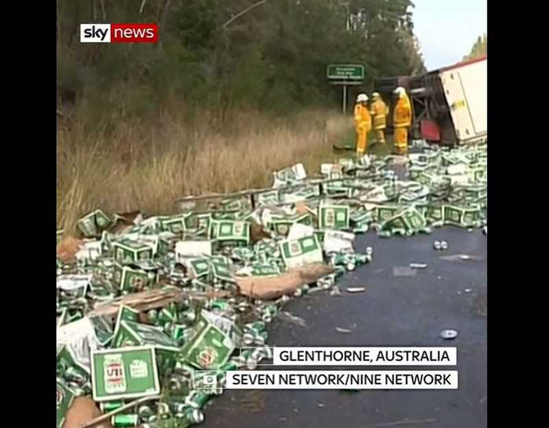 W Australii autostrada spłynęła piwem