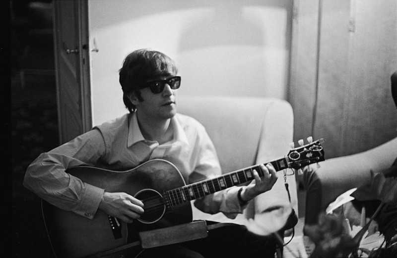 John Lennon: Trudniej jest nie być sobą