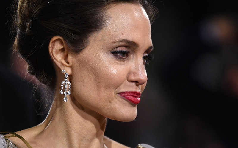 Angelina Jolie, naga sesja i szczere wyznanie: Moje ciało nosi wiele blizn