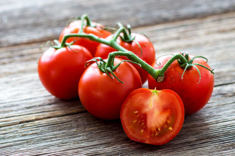 Pomidory są czerwone przez przypadek