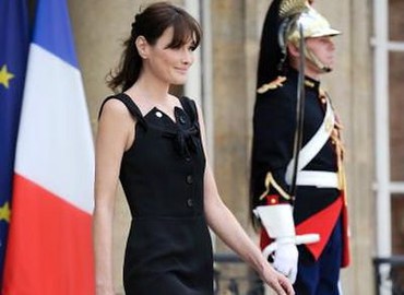 Paryżanki noszą się na... czarno