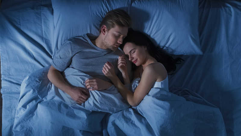 Zapach ukochanej osoby poprawia jakość snu