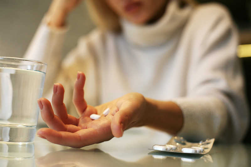 Jak dobrać lek przeciwbólowy, żeby uniknąć efektów ubocznych?