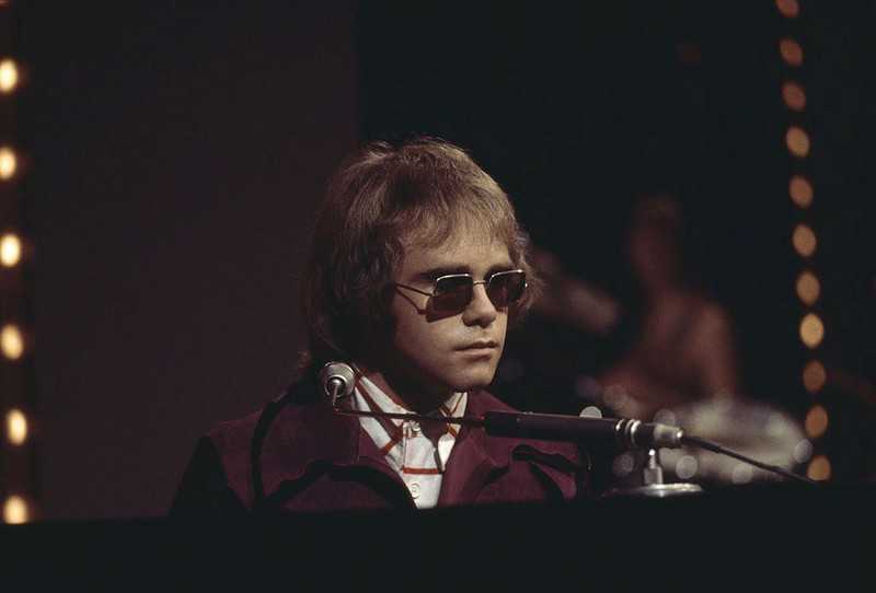 Elton John sfinansował operację narzeczonej, którą zostawił tuż przed ślubem...