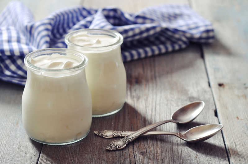 Sześć powodów, aby zawsze mieć jogurt grecki w lodówce