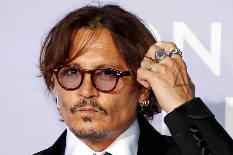 Johnny Depp mówił dzieciom, że zjadł kawałek swojego palca...