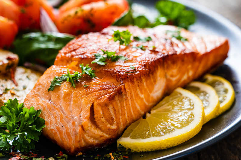 Jedz tłuste ryby dwa razy w tygodniu, a ochronisz swoje serce!