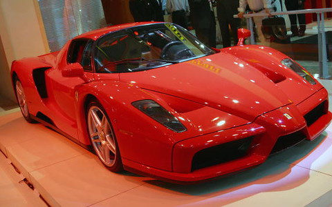 Ferrari jak Prada?