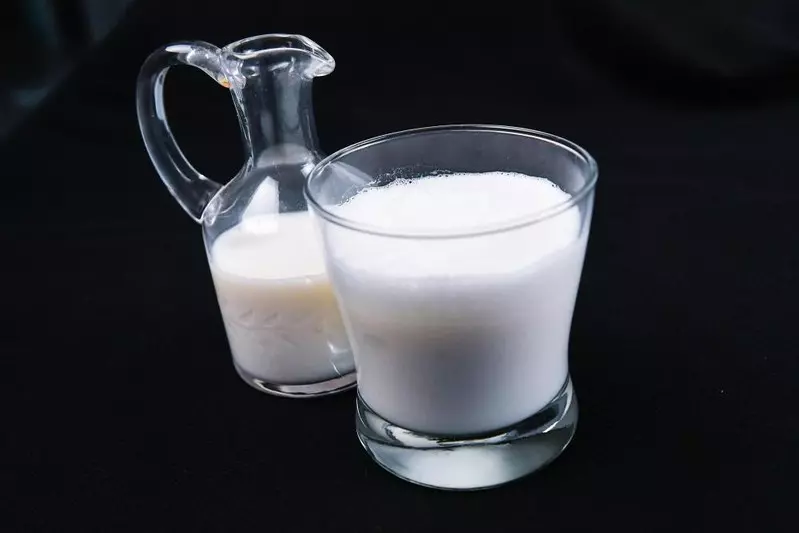Pij szklankę mleka dziennie, a unikniesz chorób serca!