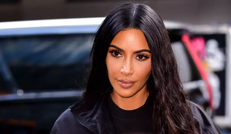 Kim Kardashian oblała egzamin prawniczy, bo chorowała na Covid-19