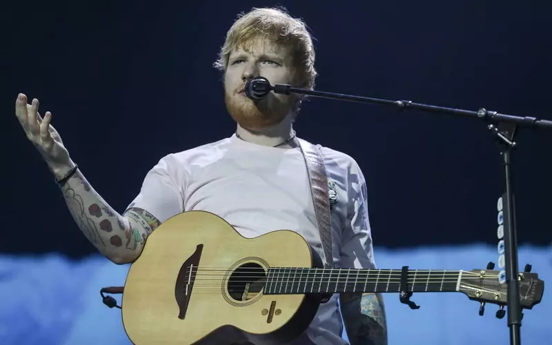Ed Sheeran prawie stracił w pożarze gitarę, którą dostał od Erica Claptona