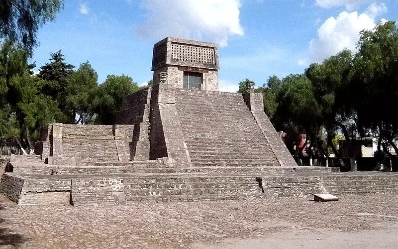 Aztecki tunel odnaleziony w Meksyku w 2019 roku zostanie zakopany