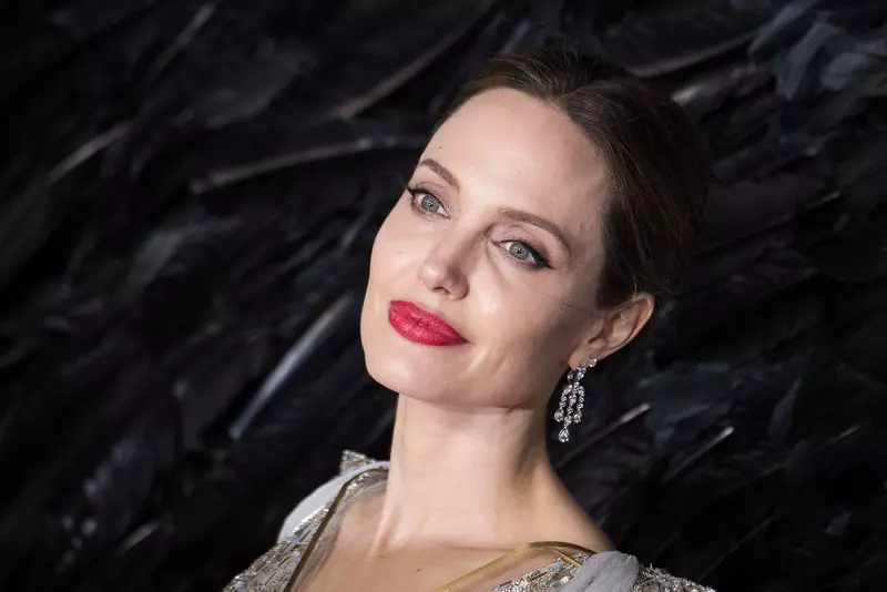 Angelina Jolie o swoim byłym mężu: Zranił moje uczucia