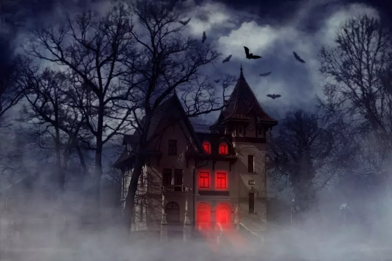 Przed Halloween coraz więcej domów z horrorów trafia na sprzedaż