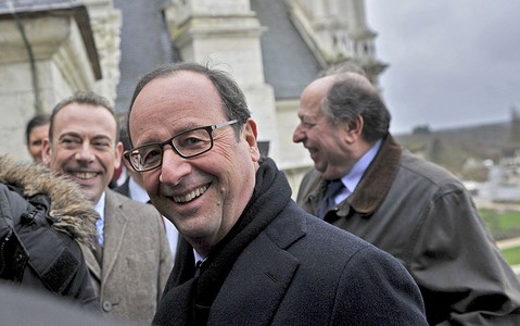 Fryzjer Hollande'a zarabia prawie 10 tys. euro miesięcznie