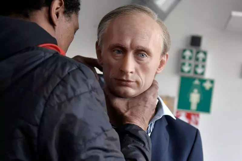 Woskowa figura Putina usunięta z Musée Grévin. Zastąpi ją figura Zełenskiego