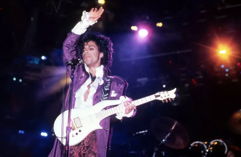 Spadkobiercy Prince’a wytoczyli proces winnicy. Chodzi o wino Purple Rain