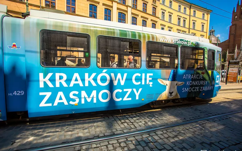 "Kraków Cię zasmoczy" – wakacyjna kampania w 50-lecie rzeźby Smoka Wawelskiego