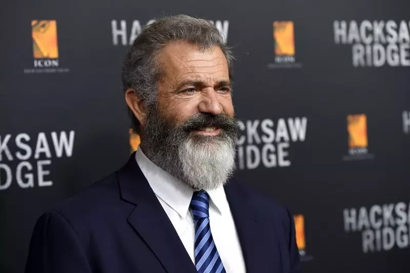 Mel Gibson ojcem Leonardo DiCaprio w filmie o Aleksandrze Macedońskim?