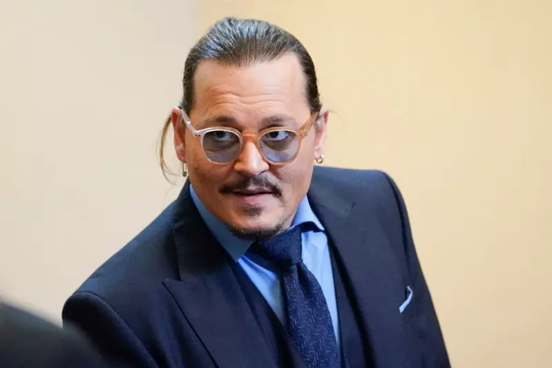 Johnny Depp wyreżyseruje drugi w karierze film. Scenariusz napisali Polacy