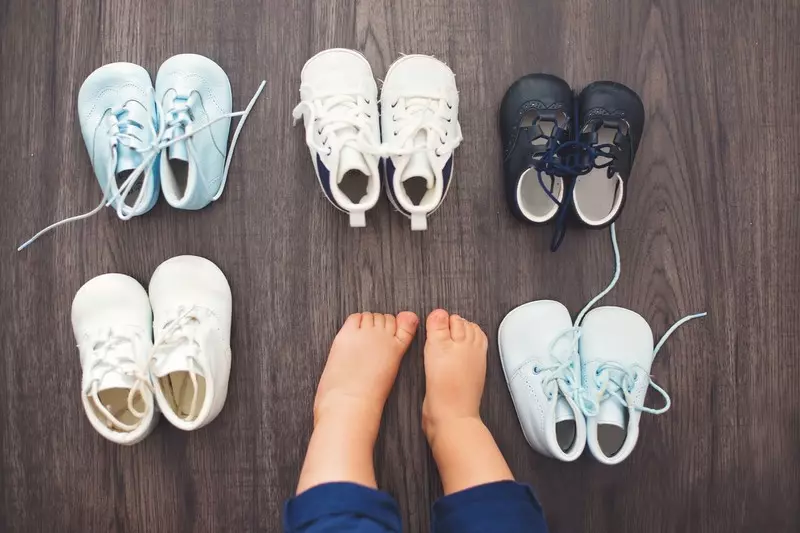 Firma produkująca obuwie dziecięce oferuje rozpuszczalne buciki