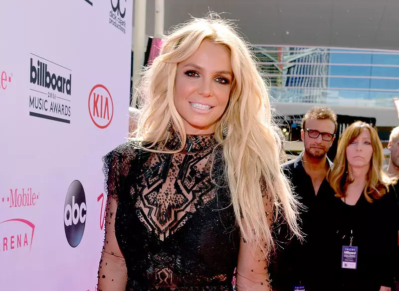 Pierwszy utwór Britney Spears po przerwie numerem jeden w 40 krajach