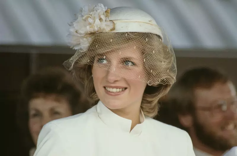 Księżna Diana najpiękniejszą damą z rodzin królewskch