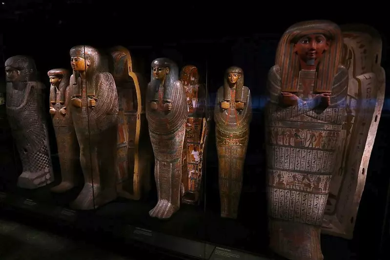 Egipski archeolog ogłosił, że znalazł mumię legendarnej królowej Nefertiti