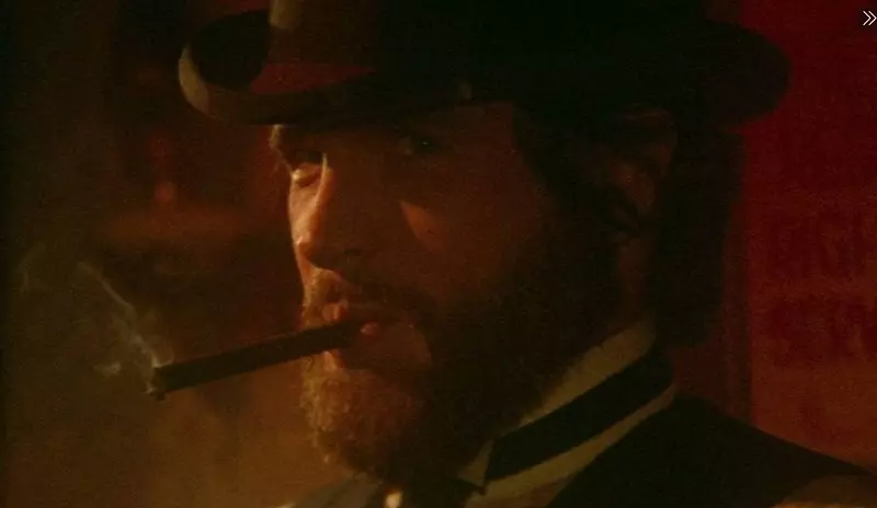 HBO Max usuwa papierosy z plakatów filmowych