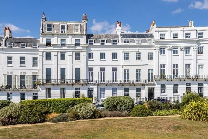 Nick Cave i jego żona Susie sprzedają swoją ekstrawagancką rezydencję w Brighton