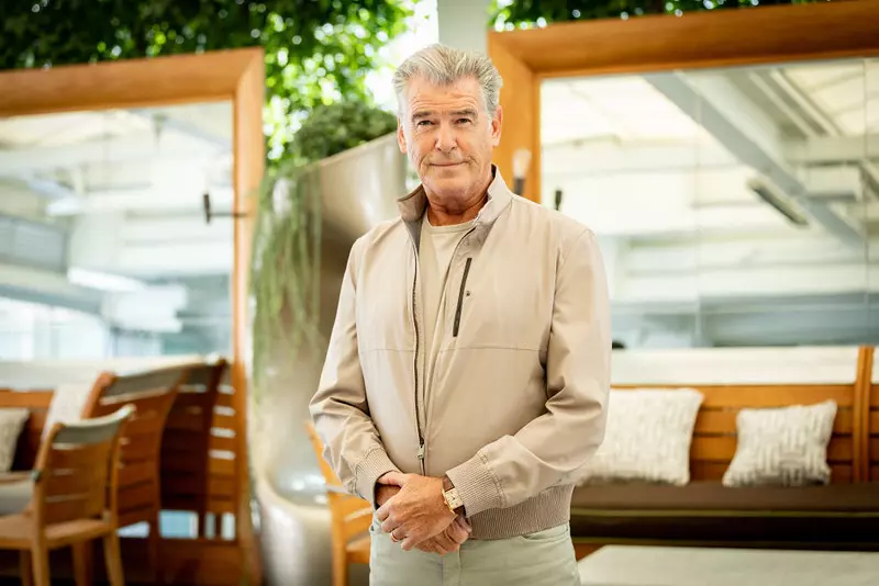 Pierce Brosnan ubiega się o przedłużenie zakazu zbliżania się do niego