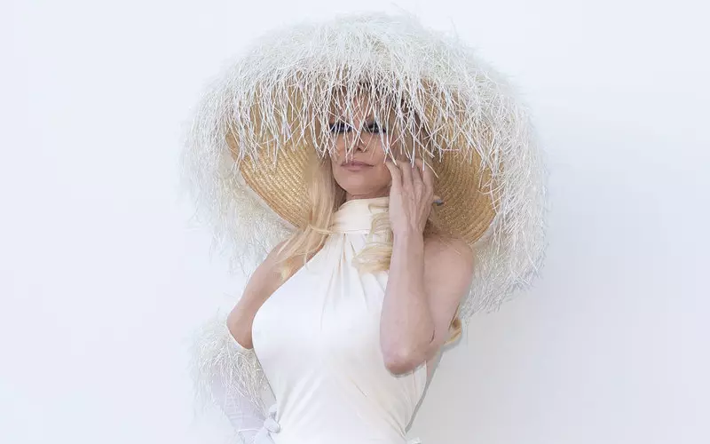 Pamela Anderson gwiazdą kampanii francuskiego domu mody