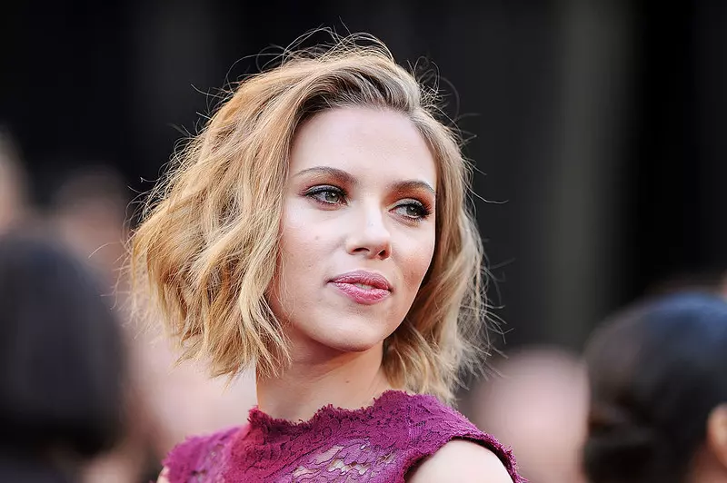 Scarlett Johansson: "Jestem zbyt delikatna, by korzystać z social mediów"