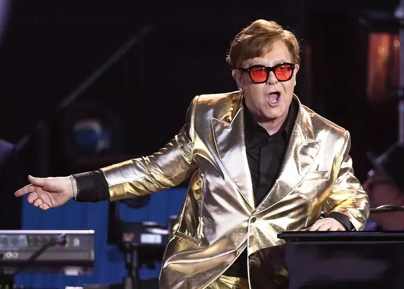 Elton John pożegnał się z estradą. "52 lata czystej radości, grania muzyki"