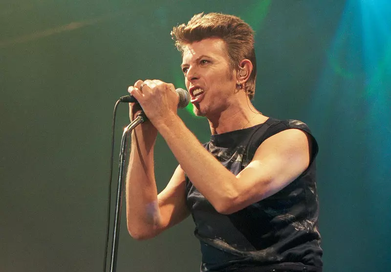 35 wywiadów udzielonych BBC. David Bowie w nowej książce opowiada sam o sobie