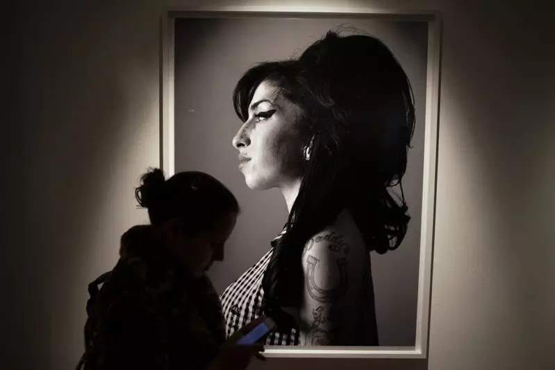 Teledysk Amy Winehouse "Back to Black" przekroczył miliard wyświetleń na YouTube