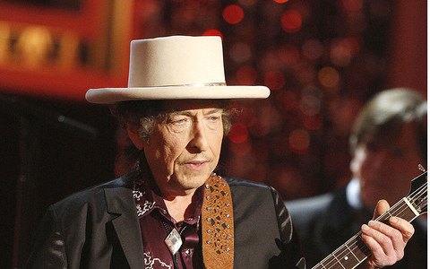 Bob Dylan może stracić pieniądze za  Nobla...