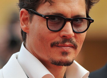 Johnny Depp znów... czaruje