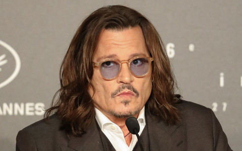 Johnny Depp zaprezentował nową kolekcję dzieł sztuki. Namalował byłą partnerkę
