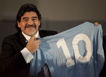 Maradona pokazał środkowy palec!!!