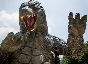 UWAGA, Godzilla!!!