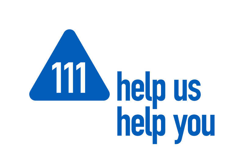 Jak NHS 111 może pomóc Ci w uzyskaniu pomocy medycznej?