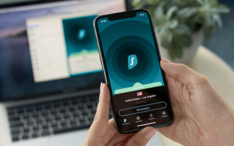Użyj prostego triku, aby oszczędzić na Netfliksie, Spotify czy podróżach