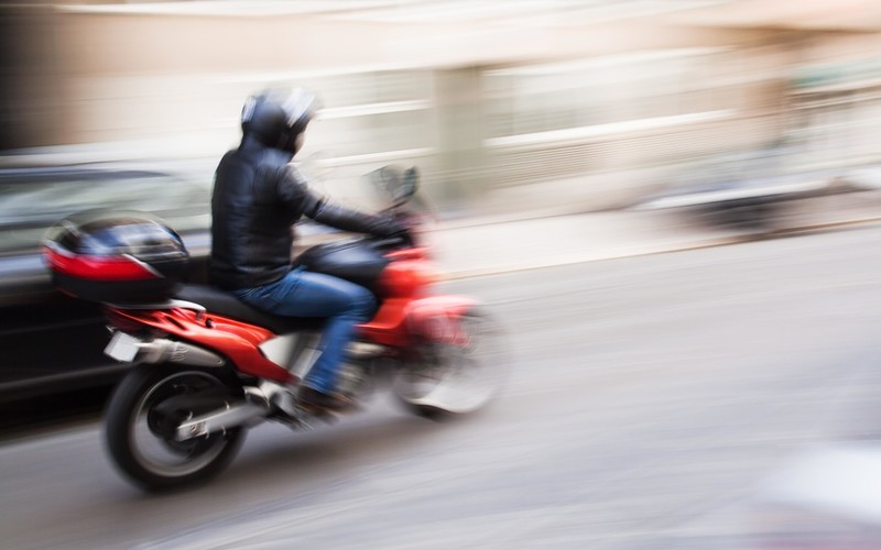 Polak uzyskuje ponad pół miliona funtów odszkodowania za wypadek na motorze